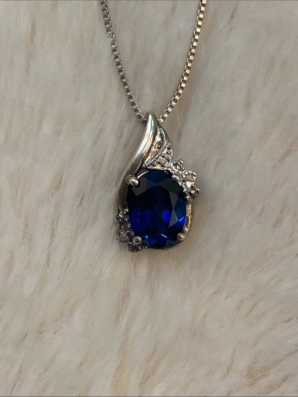 Sapphire Pendant
